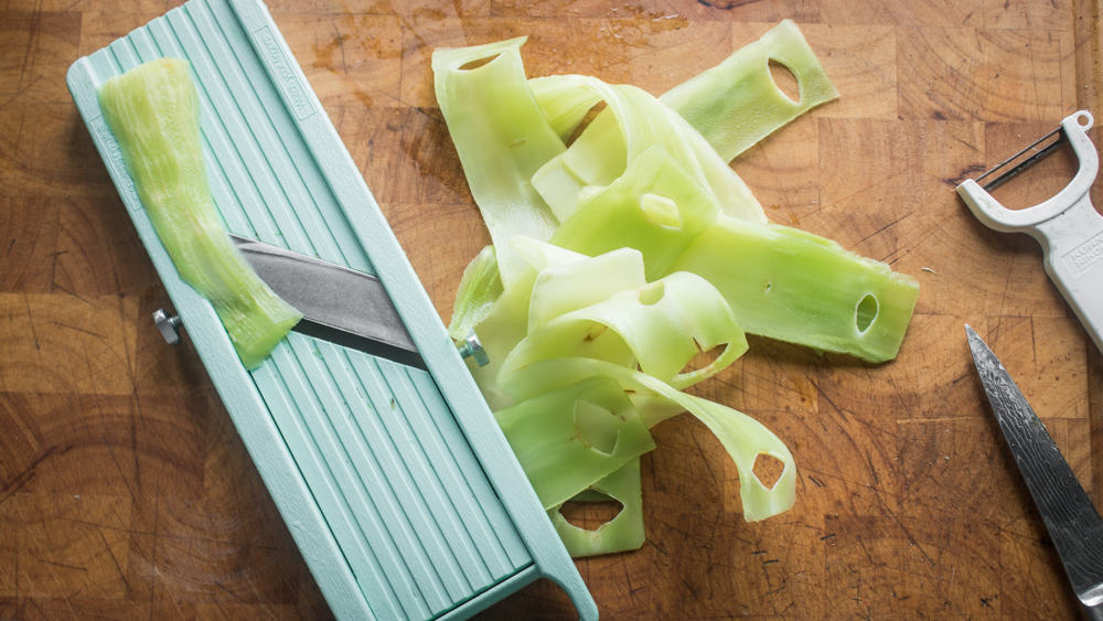 How to cook celtuce, or Chinese stem lettuce