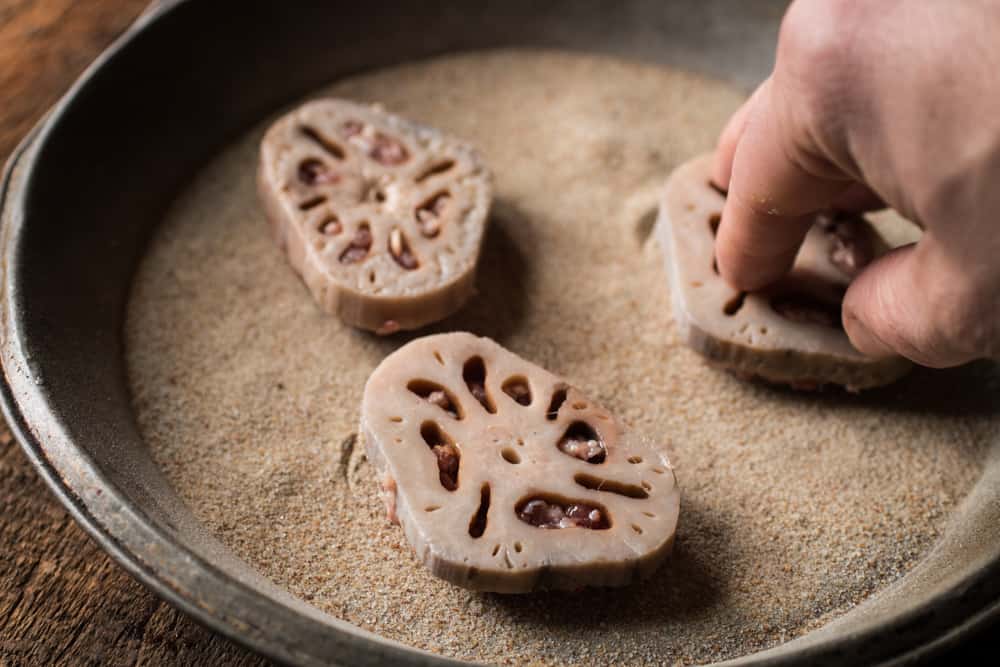 Stuffed lotus root confit with wild rice flour