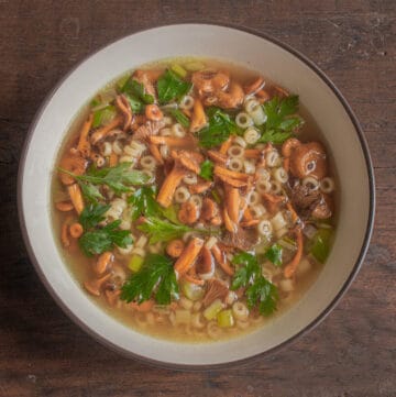 Yellowfoot chanterelle soup recipe with pasta