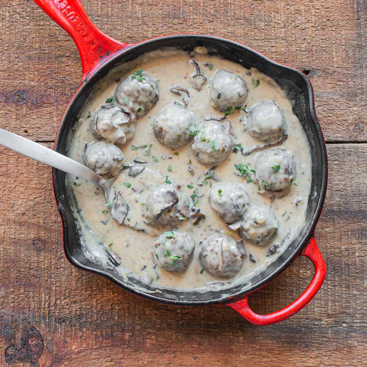 Venison meatballs in Ischnoderma mushroom gravy