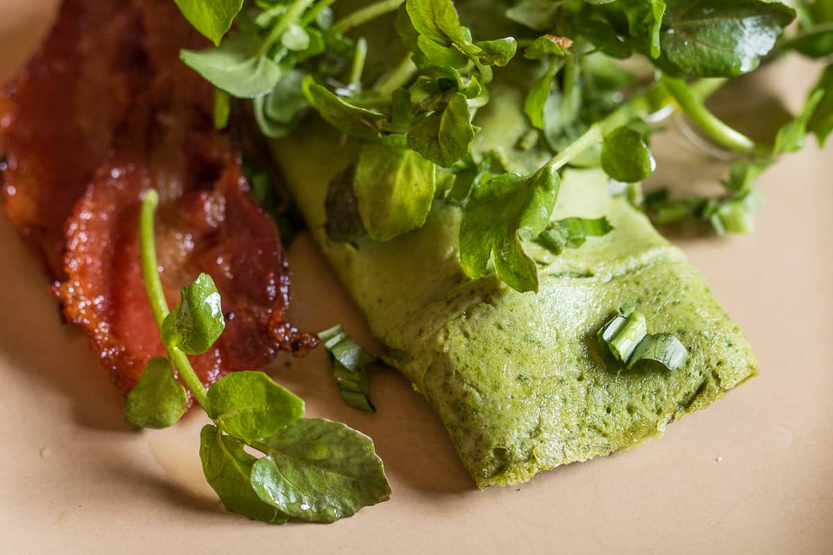 Watercress omelet recipe with a watercress salad (green eggs and ham)