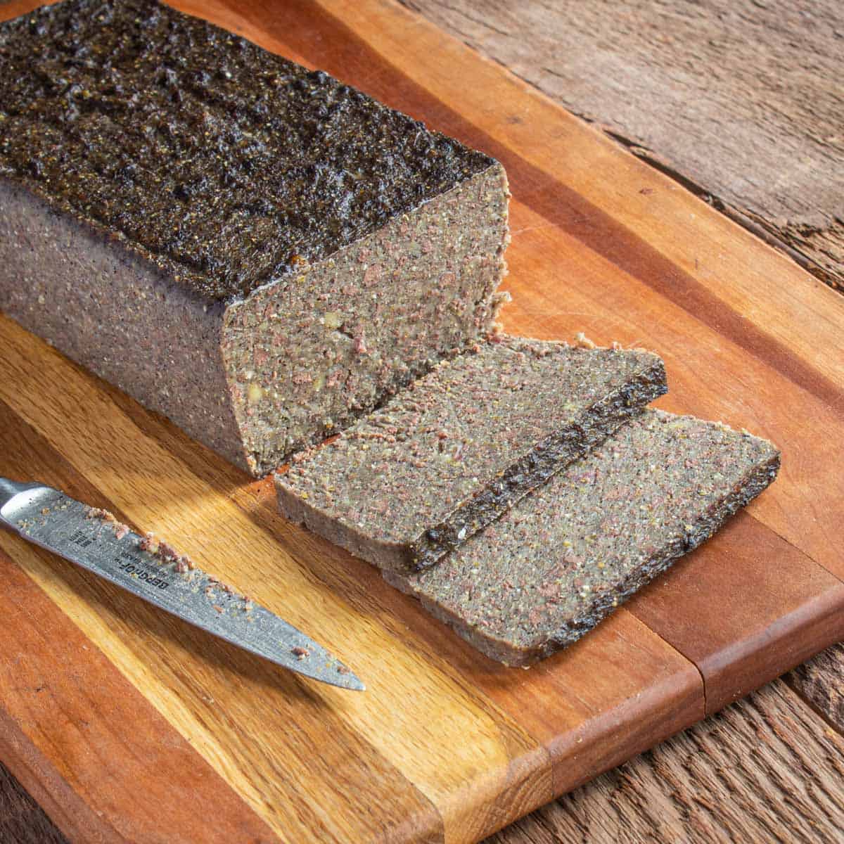 https://foragerchef.com/wp-content/uploads/2020/04/Lamb-Scrapple-4.jpg