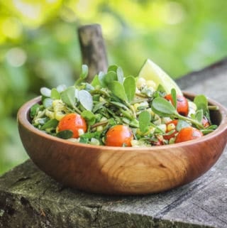 Purslane and sweet corn salad recipe