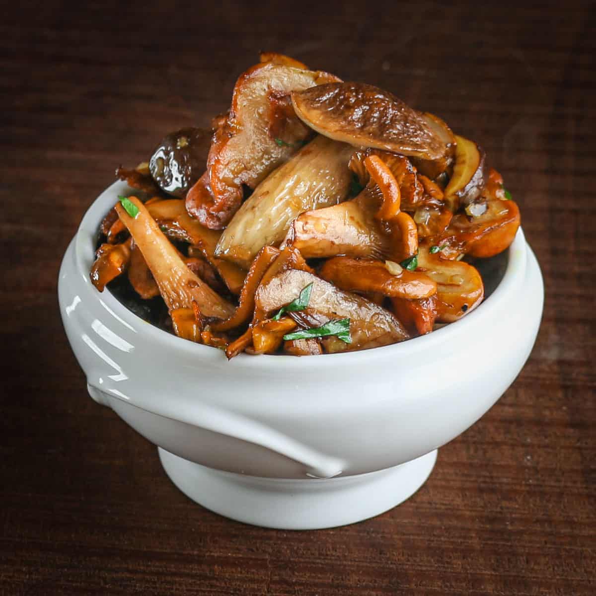 Mushroom fricassee 