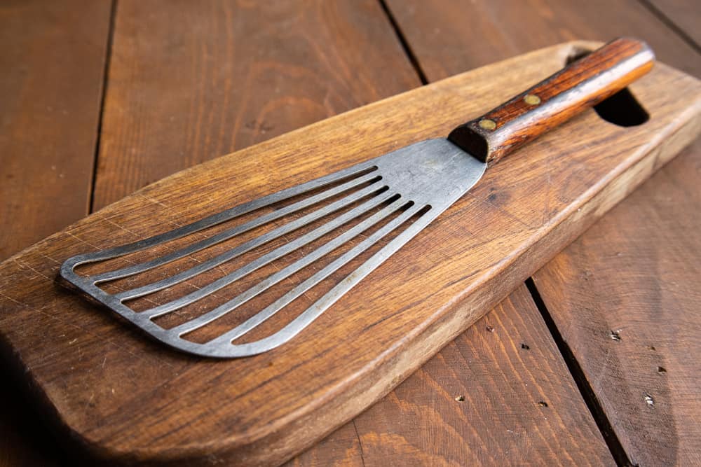 professional chef fish spatula wood handle 
