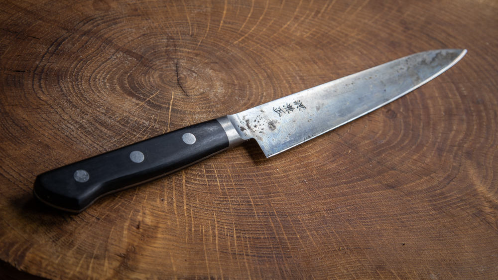 Kanetsune 150 mm carbon steel petty knife 
