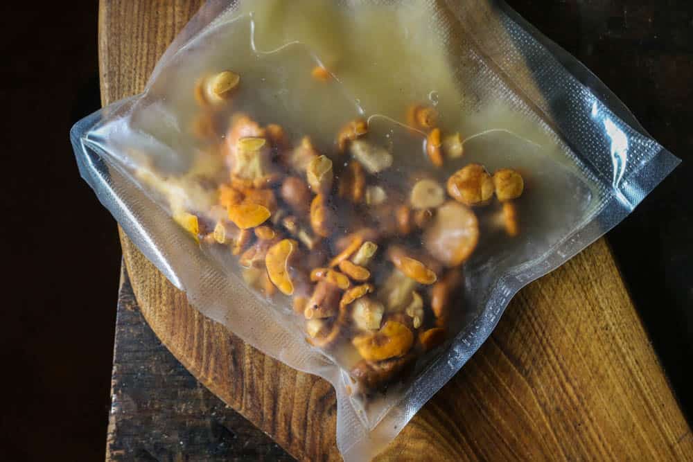 https://foragerchef.com/wp-content/uploads/2021/03/Fermented-Chanterelles-1.jpg