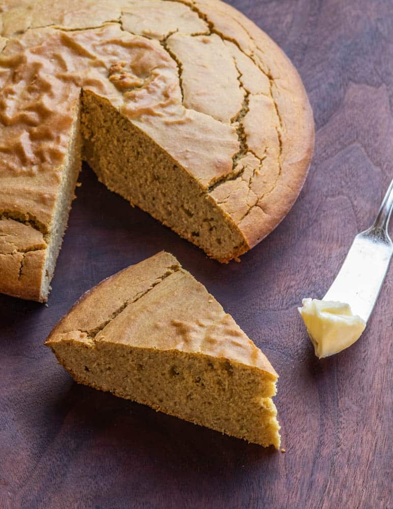 Pine pollen bread 