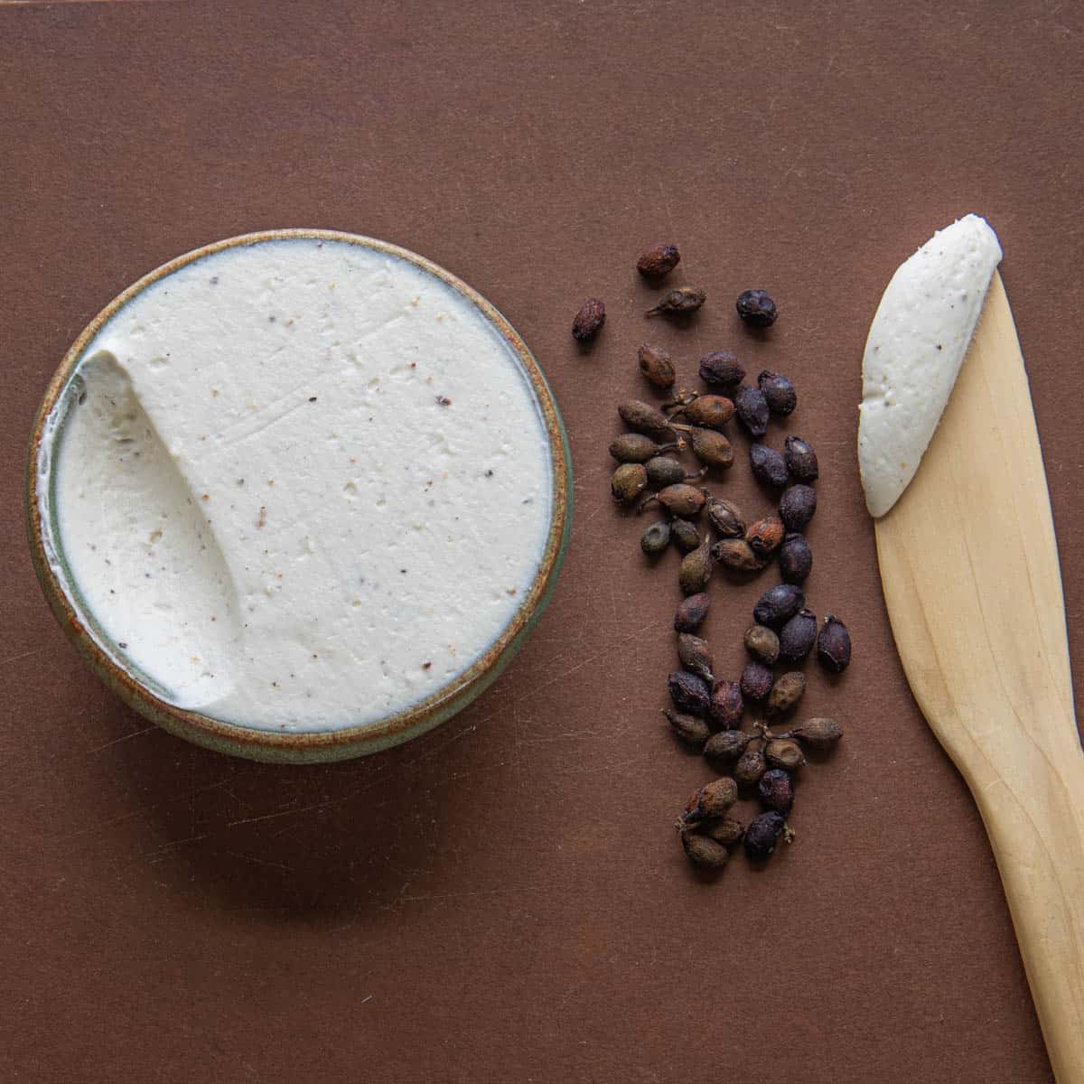 Spicebush cream cheese frosting