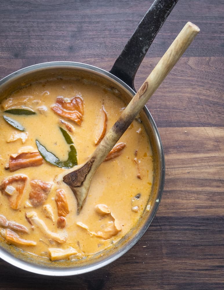 Chicken of the woods coconut curry 