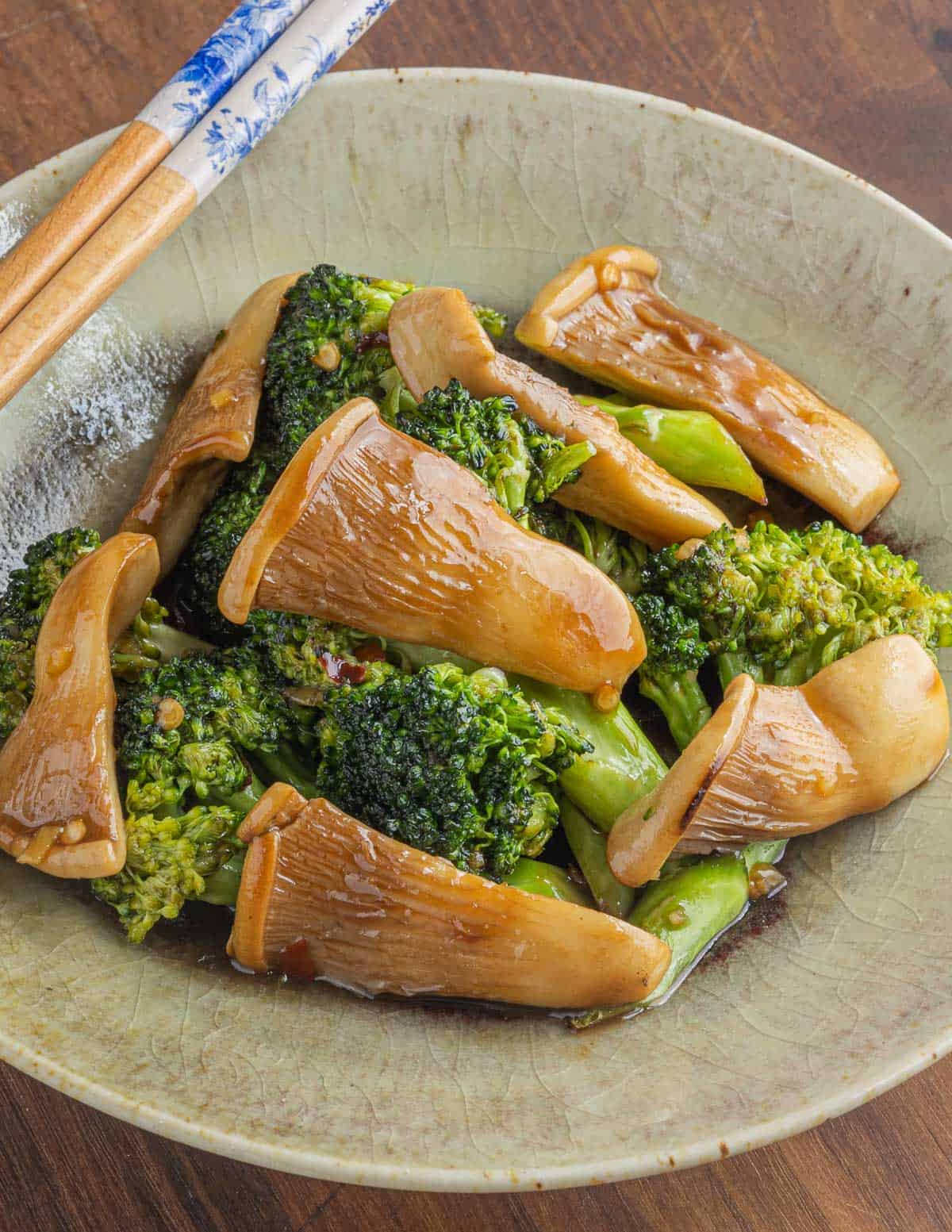 Elm oyster mushroom stir fry. 